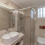 Apartment Lagouvardos Marathopoli