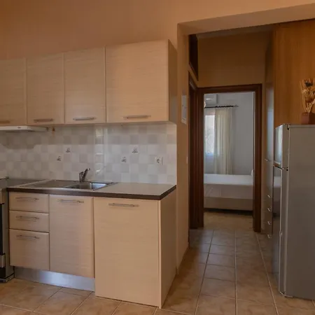 Lagouvardos Apartment