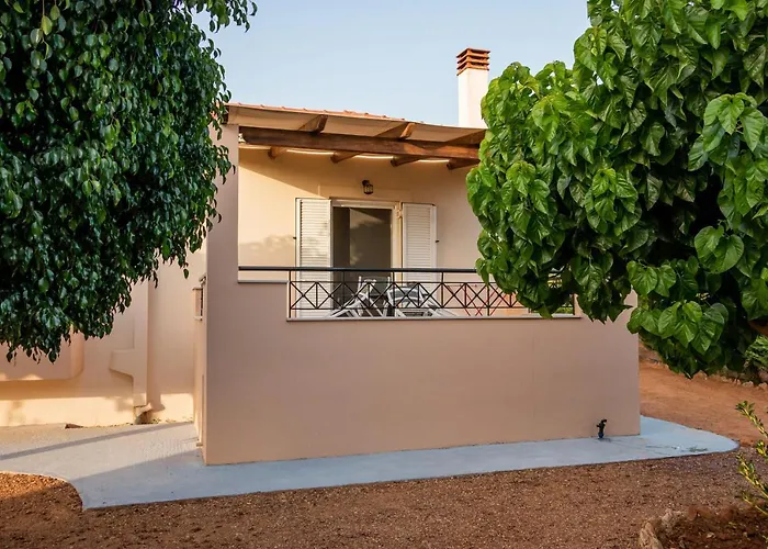 Lagouvardos Apartamento *