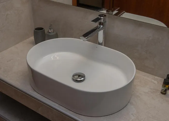 Lagouvardos Marathopoli